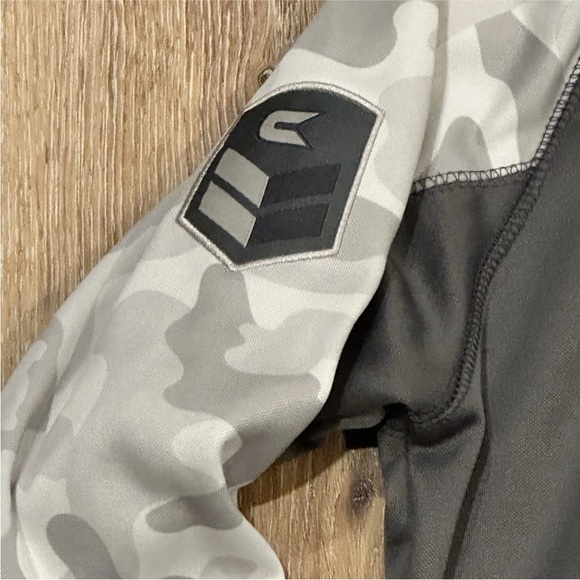 Mens Colosseum Arctic Camo Tennessee Volunteers OHT Military Appreciation Hoodie - Picture 8 of 11